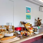 Western Cote D'azur Hotell 4*