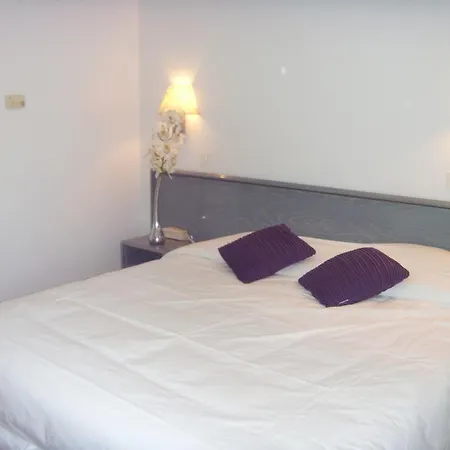 Hotell Western Cote D'azur