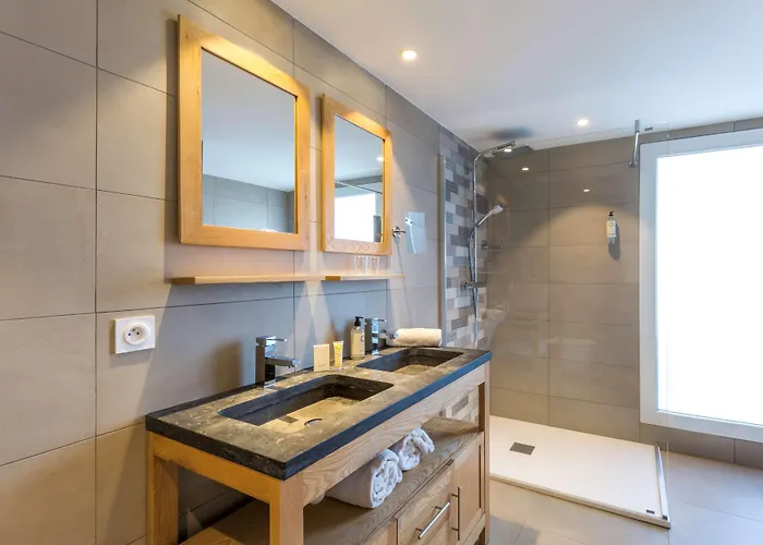 Western Cote D'azur 4*