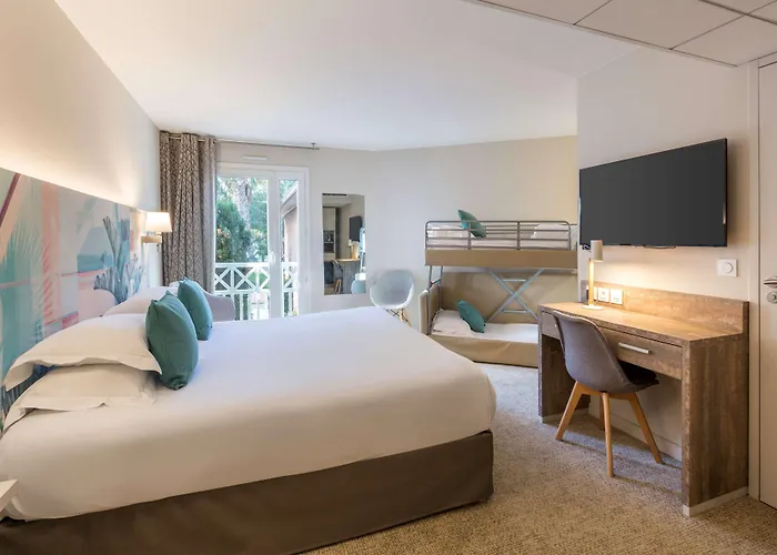 酒店 蓝色海岸耶尔贝斯特韦斯特优质酒店 耶尔