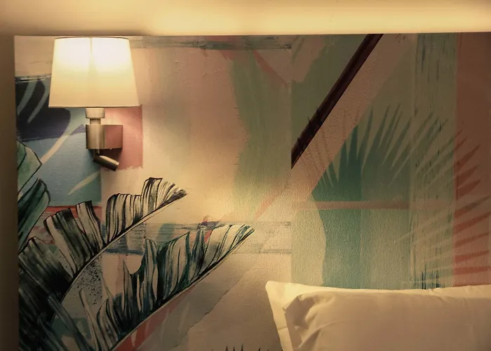 蓝色海岸耶尔贝斯特韦斯特优质酒店 4* 耶尔